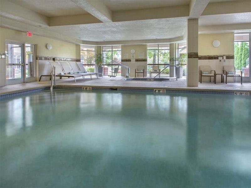 Courtyard By Marriott Basking Ridge Bagian luar foto