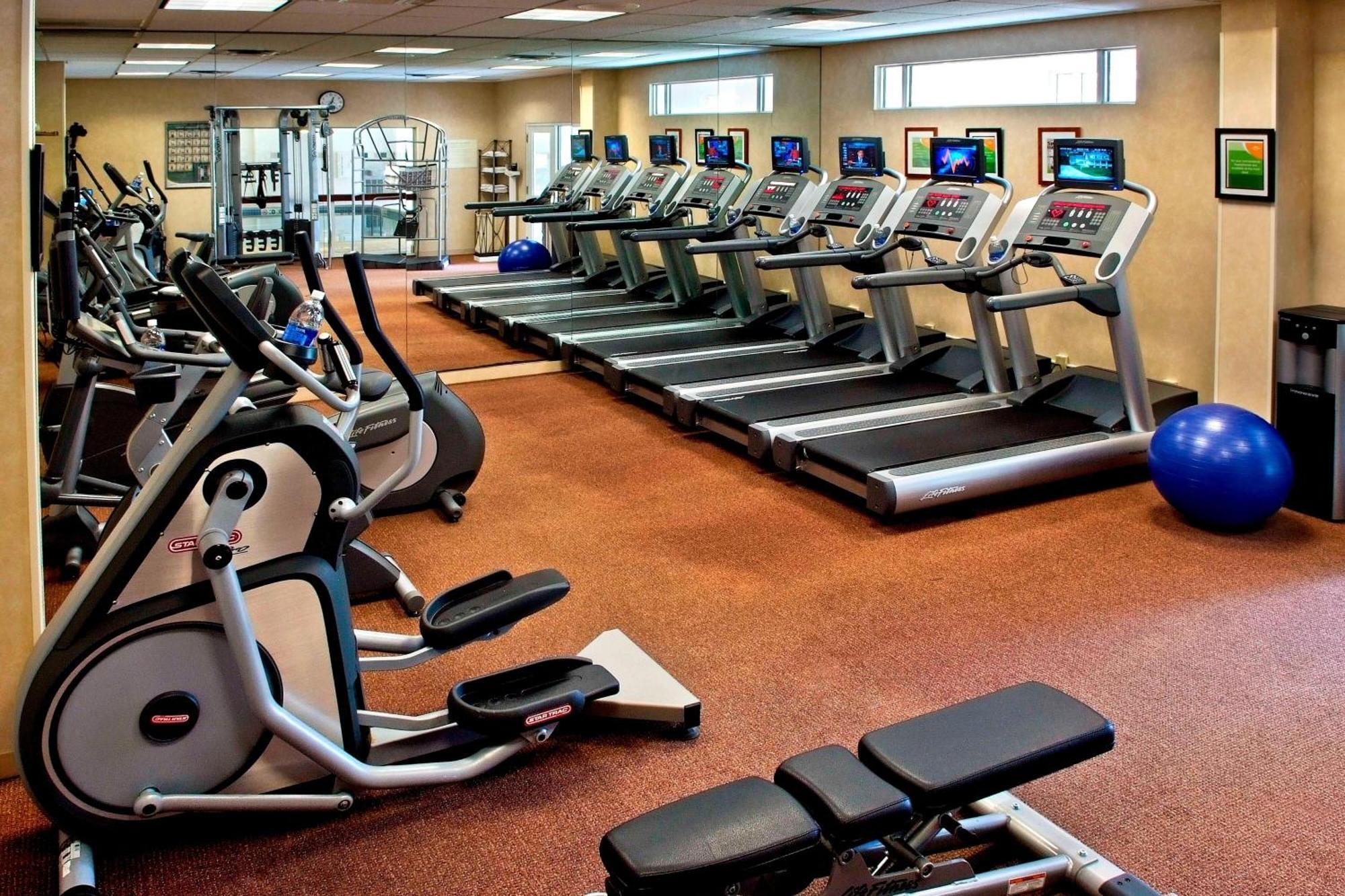 Courtyard By Marriott Basking Ridge Bagian luar foto